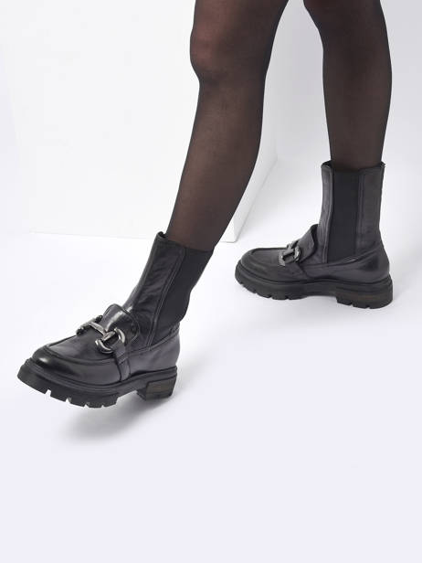 Boots In Leather Mjus Black accessoires P31204 other view 2