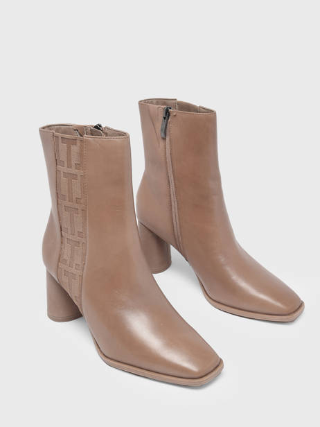 Enkellaarsjes Met Hak In Leather Tamaris Beige accessoires 29 other view 4