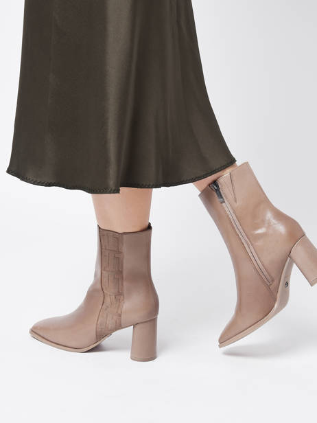 Enkellaarsjes Met Hak In Leather Tamaris Beige accessoires 29 other view 2